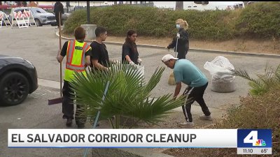 Volunteers clean up streets of El Salvador Corridor