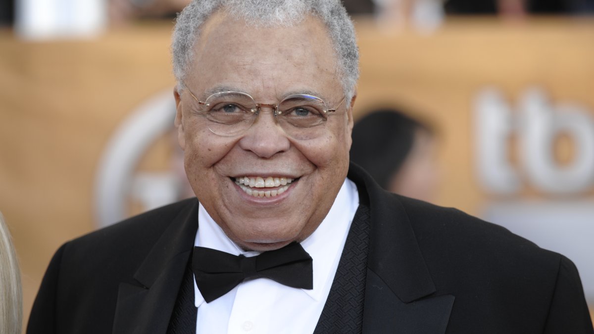 James Earl Jones, acclaimed actor and voice of Darth Vader, dies at 93 – NBC Los Angeles