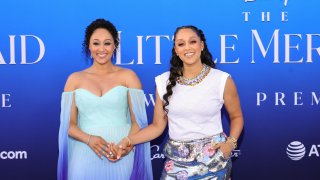 HOLLYWOOD, CALIFORNIA – MAY 08: (L-R) Tamera Mowry-Housley and Tia Mowry attend the world premiere of Disney’s “The Little Mermaid” on May 08, 2023 in Hollywood, California.