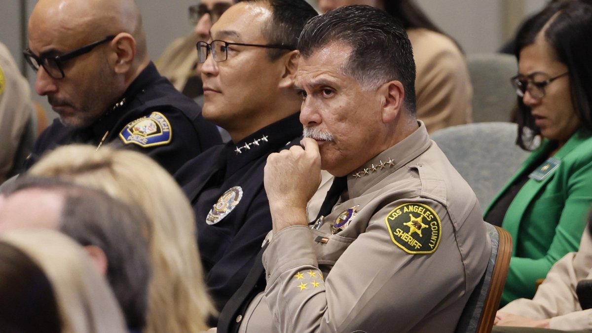 Who are the candidates for LA County Sheriff? Robert Luna faces 7 challengers