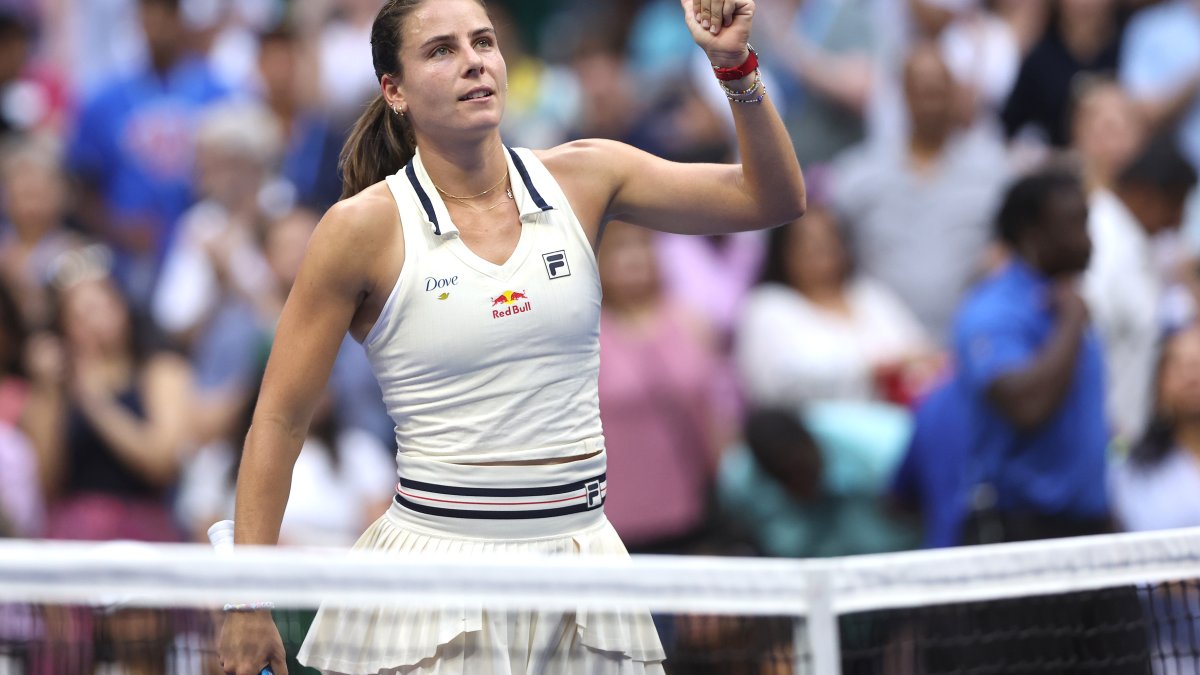 Emma Navarro reaches her first major semifinal at 2024 US Open NBC