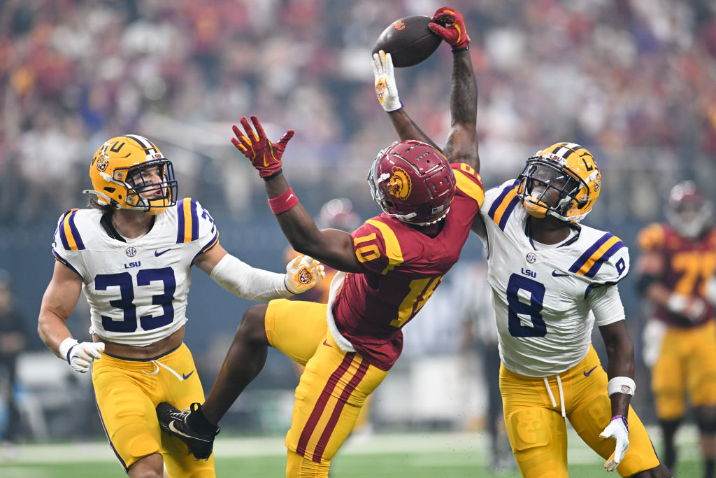 No. 23 USC Upsets No. 13 LSU, 27-20, In Vegas Kickoff Classic – NBC Los ...