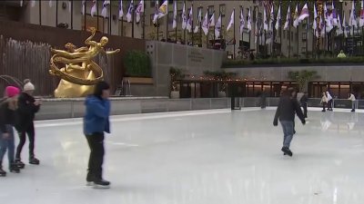 Rockefeller Center ice skating rink opens for season