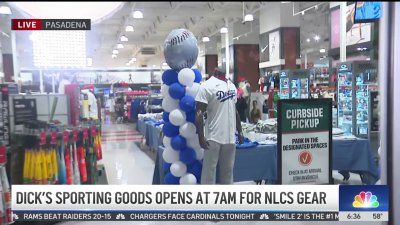 Dick's Sporting Goods opens early for NLCS gear