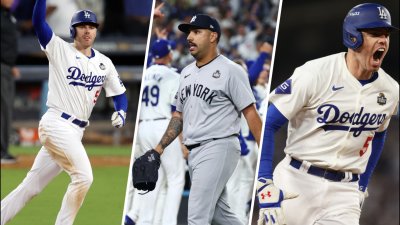 Freeman's walk-off grand slam pushes Dodgers past Yankees in Game 1