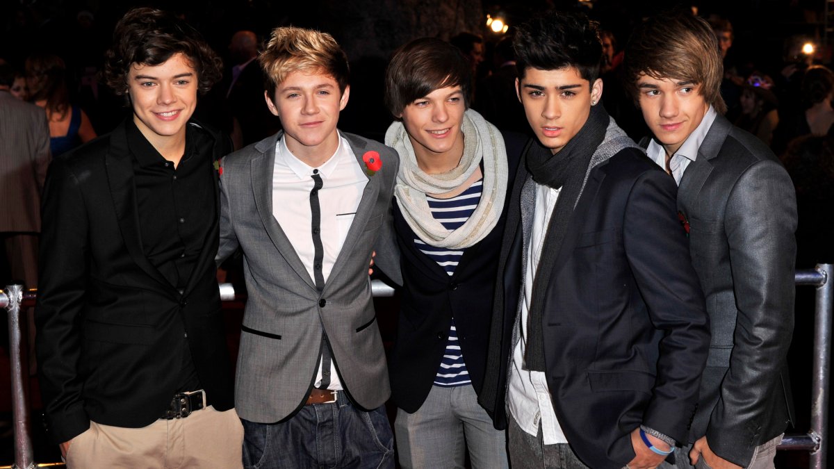 M to the be песня. One Direction в молодости. One Direction 2010. One Direction тогда и сейчас. Группа the wanted