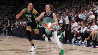 Napheesa Collier guarding Sabrina Ionescu