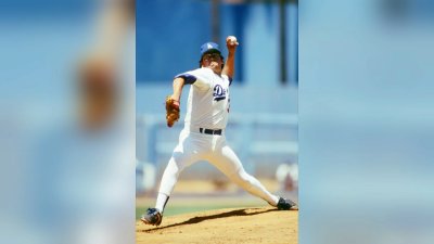 Fernando Valenzuela's impact on Los Angeles' Latino community