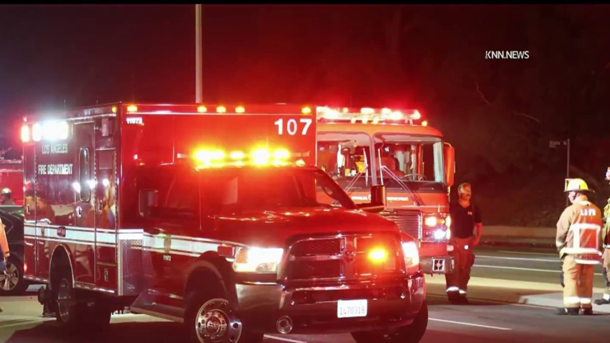 2 killed, 1 injured in Porter Ranch fatal crash NBC Los Angeles