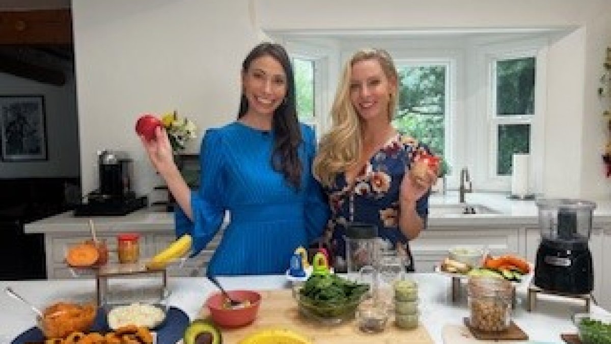 3 delicious & nutritious homemade baby food recipes for every stage of