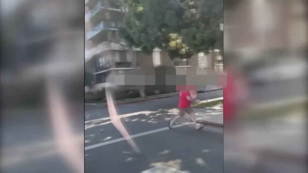 Cell phone video shows aftermath of fatal knife attack in Beverly Hills – NBC Los Angeles