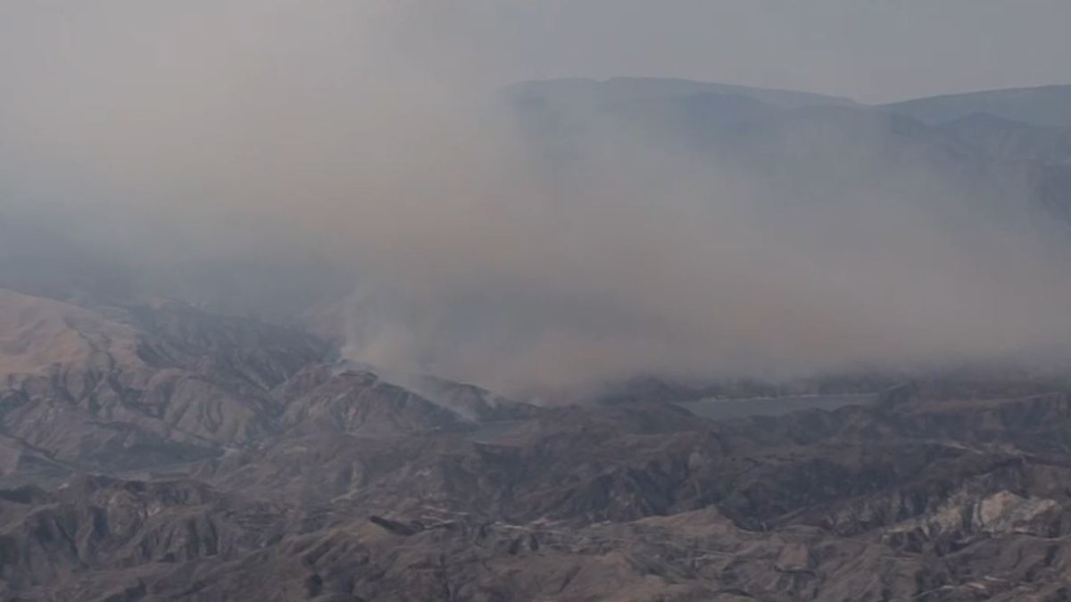 Lake PIru wildfires burns in Ventura County – NBC Los Angeles