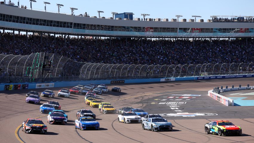 Drivers race at Phoenix Raceway