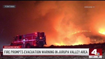 Canyon Crest Fire spreads in Riverside County