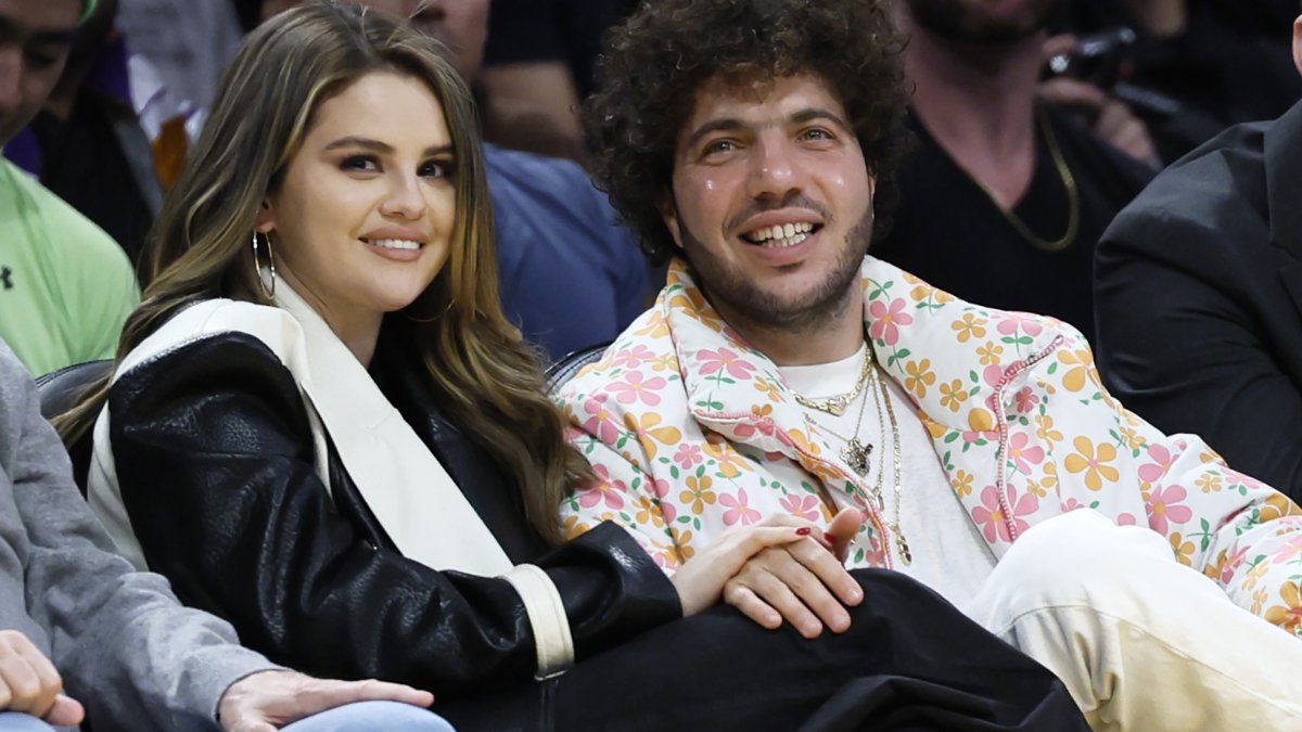 Selena Gomez's First Date Move: Benny Blanco Reveals Their Sweet Love Story - News Directory 3