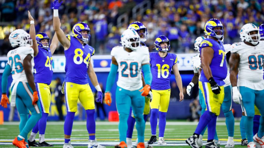 Miami Dolphins v Los Angeles Rams