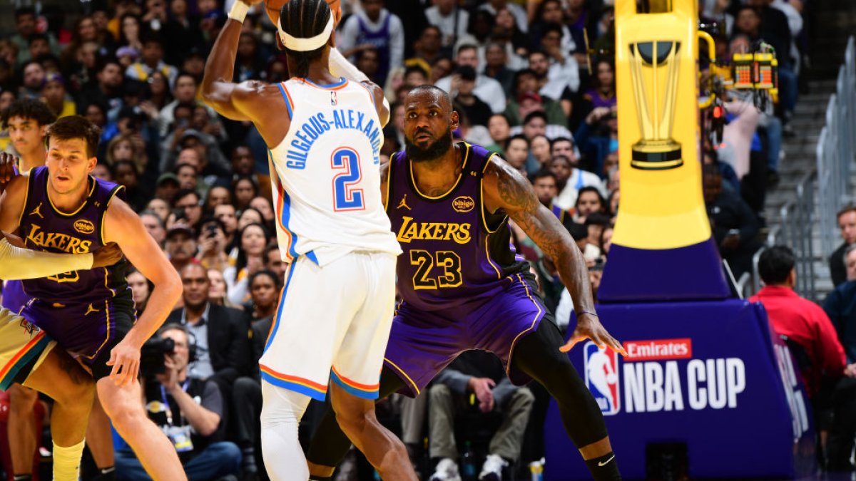 Gilgeous-Alexander Drops 36, Thunder Top Lakers in NBA Cup