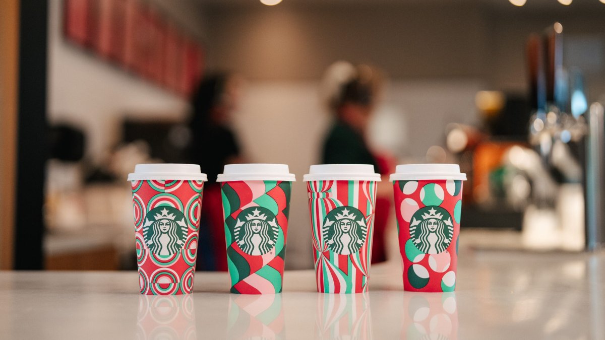 Starbucks red holiday drinks cups are officially back NBC Los Angeles