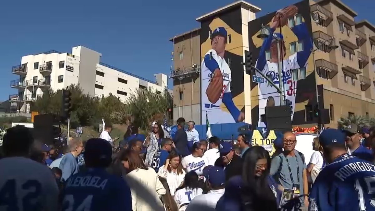New mural of Fernando Valenzuela unveiled in Boyle Heights – NBC Los