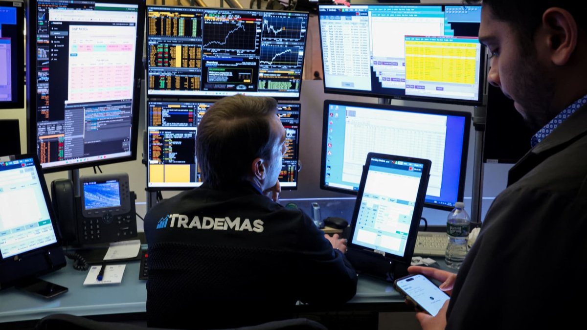 Stock Futures Little Changed After Dow and S&P 500 Notch Best Months of the Year