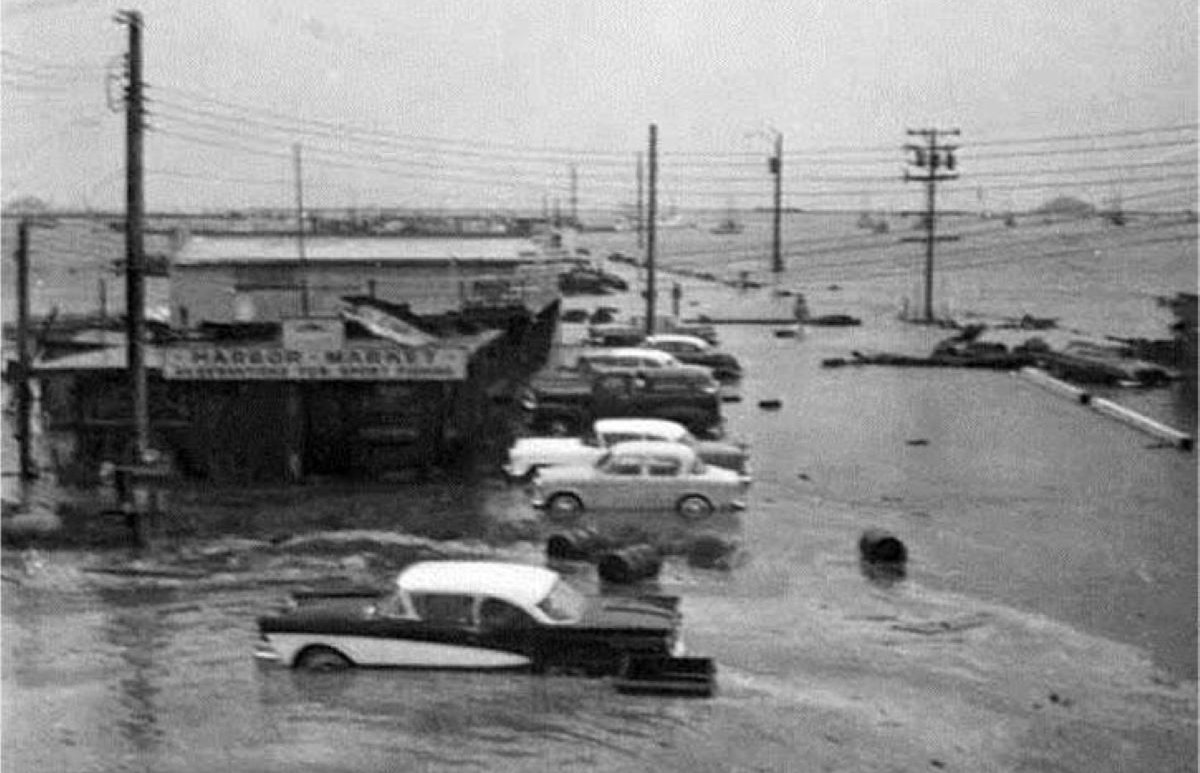 California tsunamis history California tsunamis history