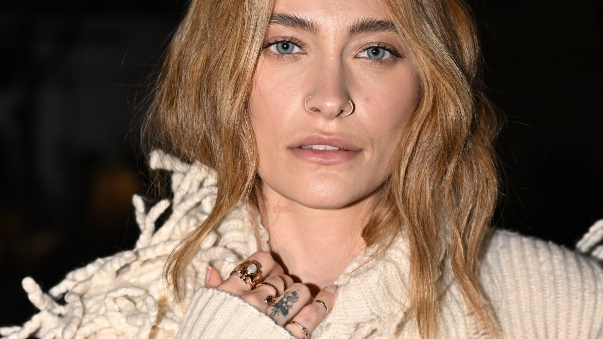 Michael Jackson’s daughter Paris Jackson engaged to Justin Long NBC