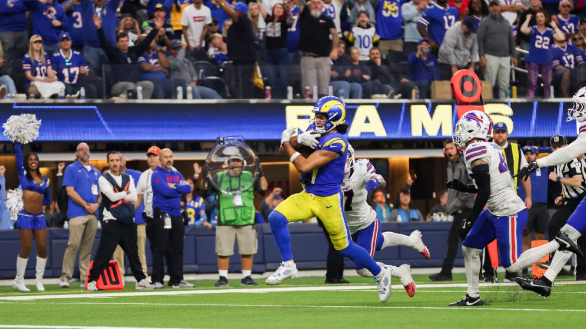 Rams Edge Bills 44-42 in Thriller