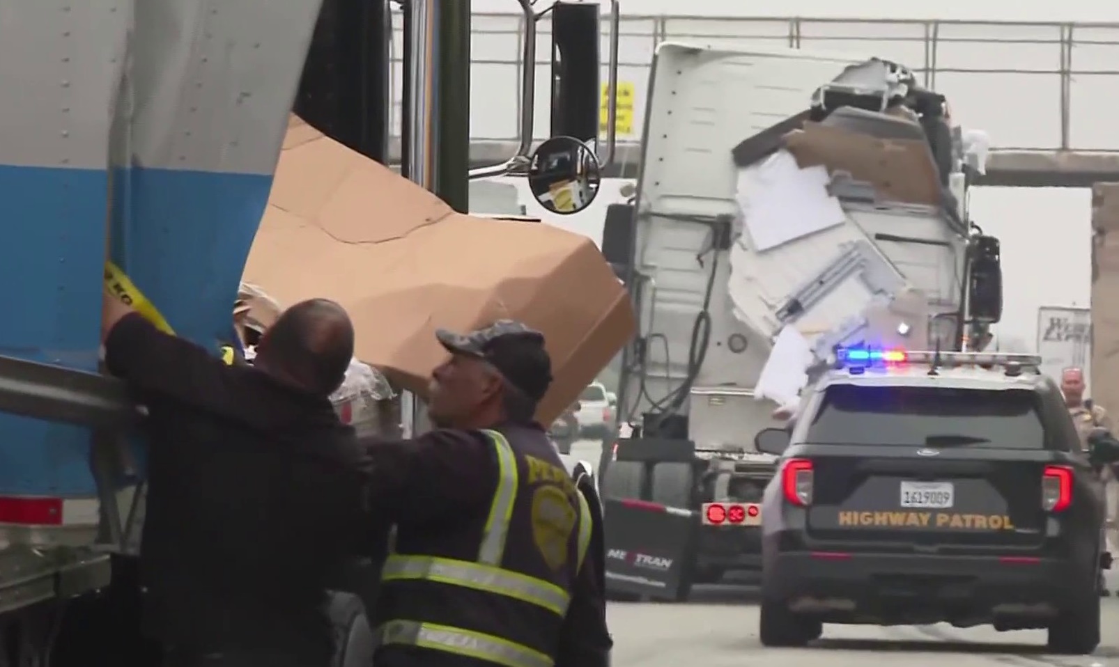 Packages scattered on 5 Freeway in East LA Amazon truck crash
