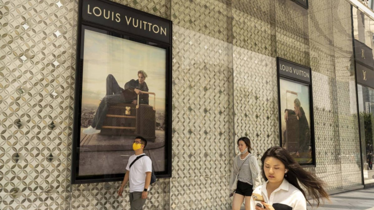 Europe markets close higher; Richemont up 16% on quarterly results, boosting luxury sector
