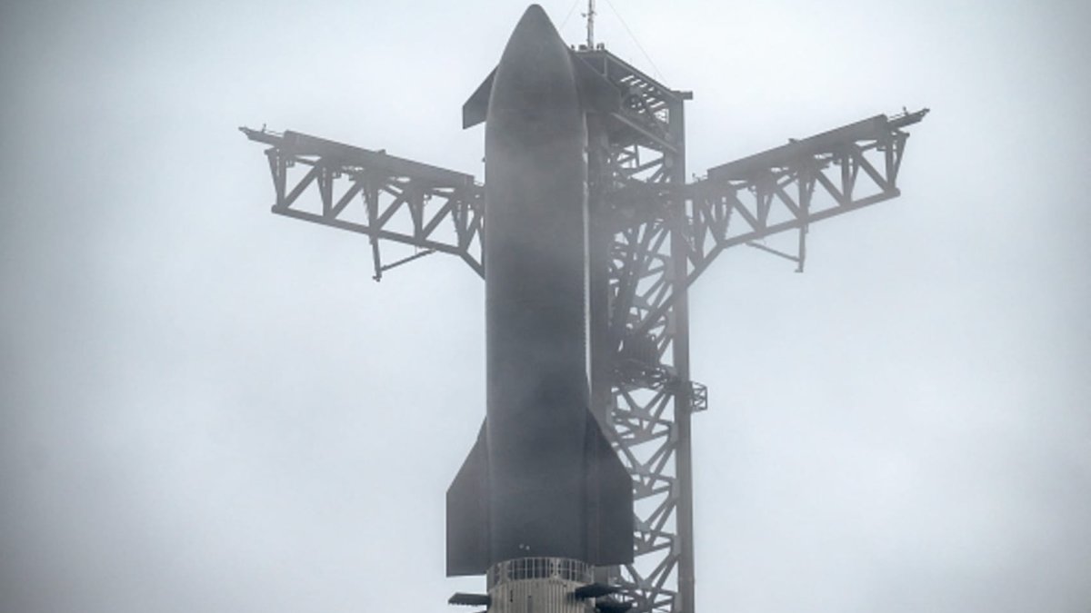 SpaceX Starship Test Flight Ends in Explosion