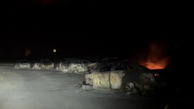 WATCH: Climate reporter drives through Palisades fire overnight