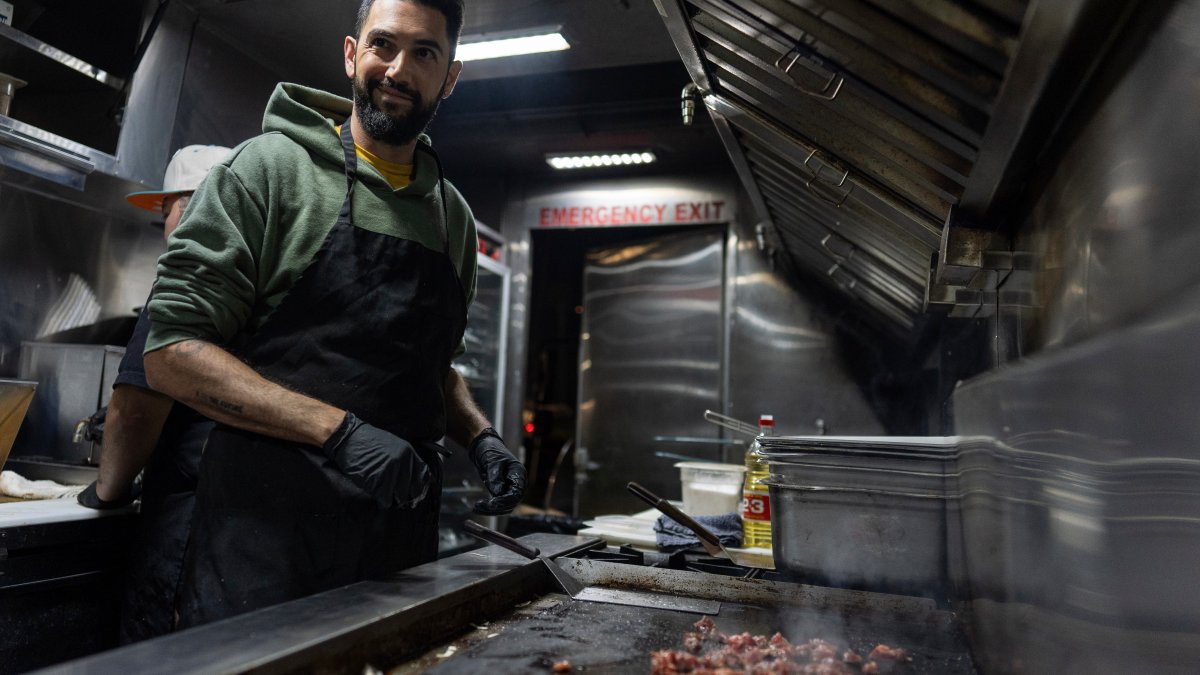 Chef Feeding Evacuees After Palisades Fire Destroys Dream Home