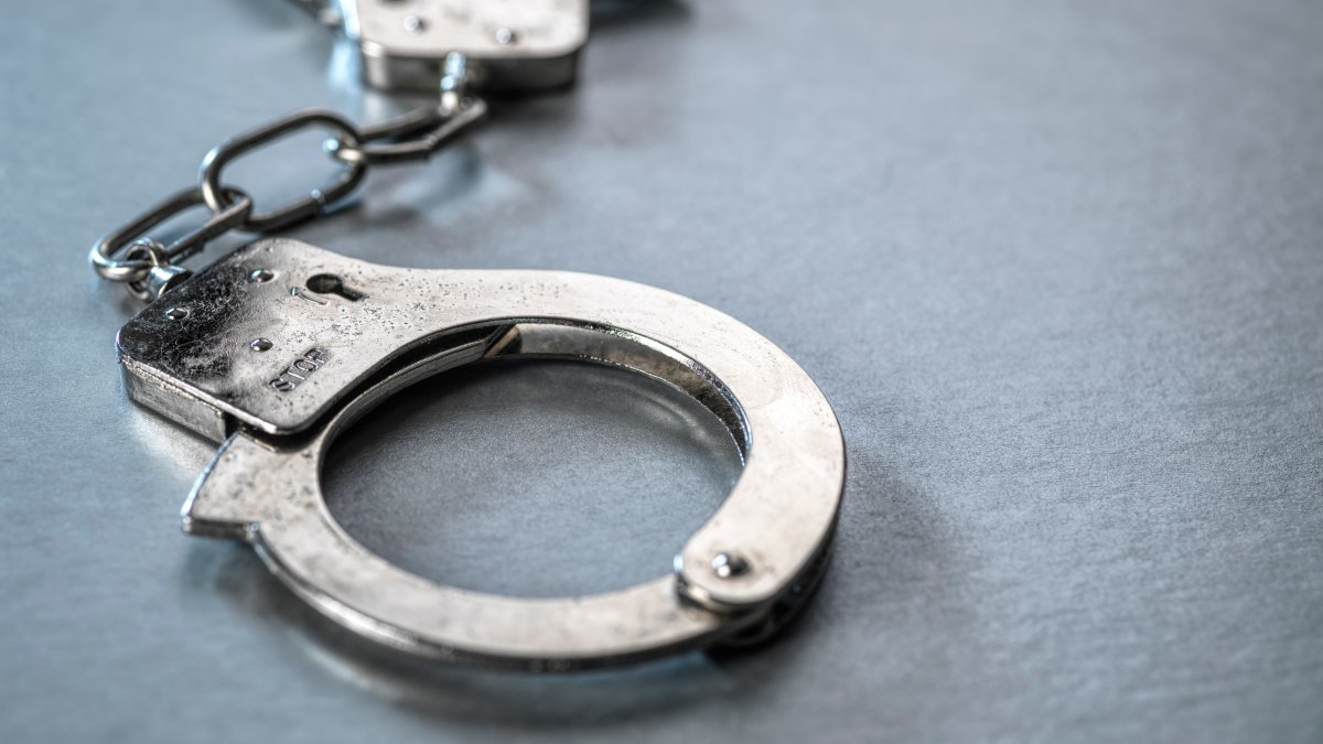 3 men arrested for Santa Clarita burglary – NBC Los Angeles