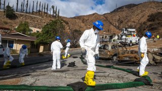 Altadena, CA – January 27:California Conservation Corps works to protect hazardous sediment debris flow from Eaton fire burns sites in Altadena on Monday, January 27, 2025. (Photo by Sarah Reingewirtz/MediaNews Group/Los Angeles Daily News via Getty Images)