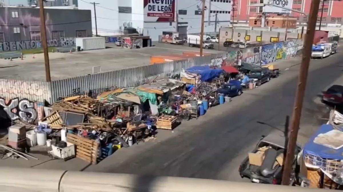 Greater Los Angeles Homeless Count Begins with 5,000 Volunteers