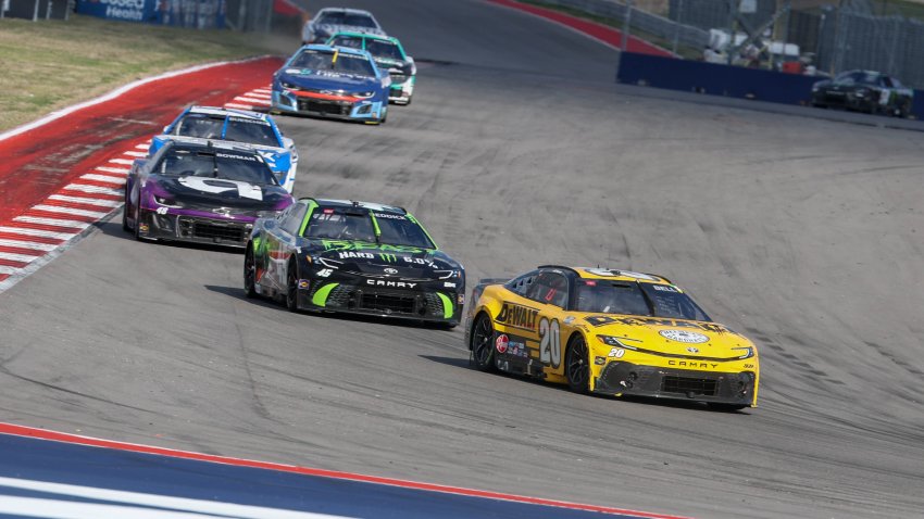 Christopher Bell leads a pack of cars at COTA
