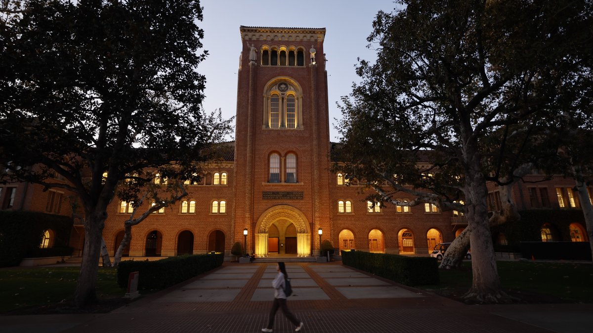 USC, SDSU Hiring Freezes Amid Funding Threats