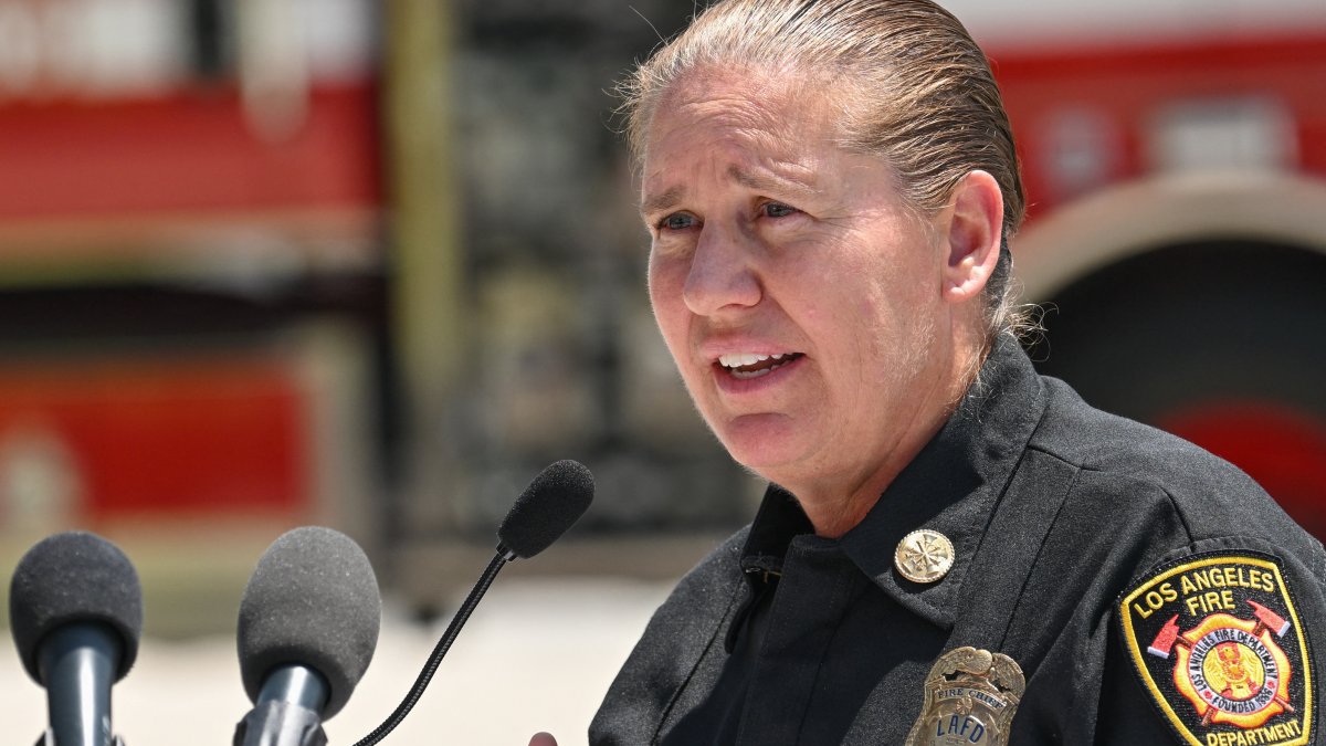 LA Council Rejects Appeal by Fire Chief Crowley