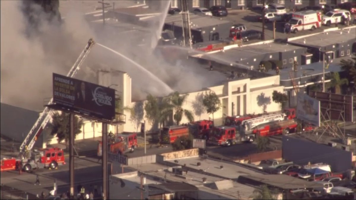 Firefighters battle structure fire in East LA – NBC Los Angeles