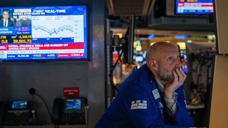 Traders work on the floor of the New York Stock Exchange on April 10, 2025 in New York City.