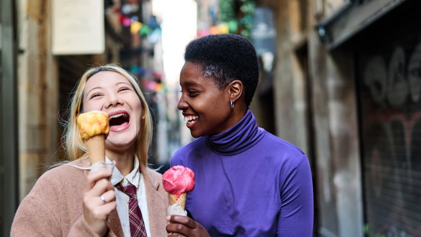 [CNBC] Eating lunch and dinner with others brings an ‘uptick in life satisfaction’—here’s how many meals you should share each week
