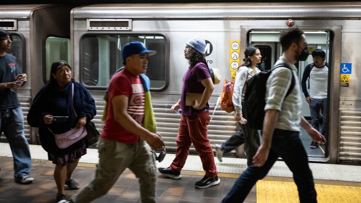 LA Metro Begins Concealed Weapons Screening at Norwalk Station