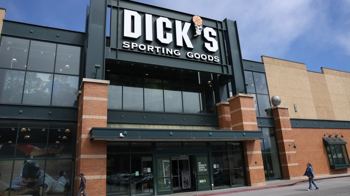 Dick’s Sporting Goods stands by full-year guidance — even with tariffs