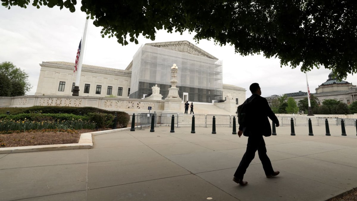 Supreme Court rules against Trump administration in Alien Enemies Act ...