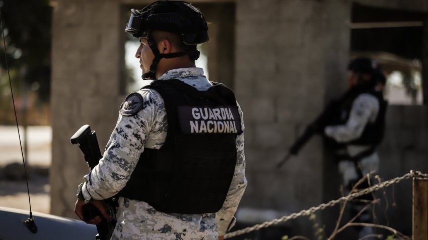 SINALOA, MEXICO – JANUARY 07: Elements of the National Guard monitor and protect the perimeter of the Aguaruto Prison in Culiacan, where on the afternoon of January 5 there was a massive escape attempt during confrontations between hitmen from the Cartel de Sinaloa against elements of the National Defense Secretariat in Sinaloa, Mexico on January 07, 2023. (Photo by Jesus Verdugo/Anadolu Agency via Getty Images)