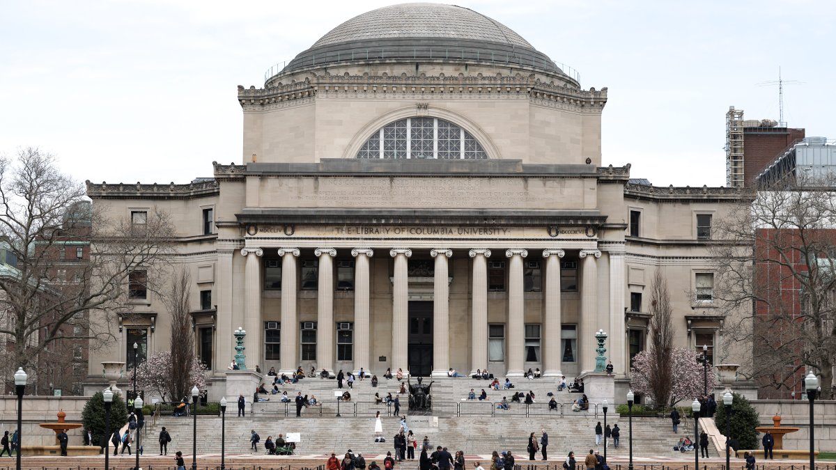 Education Department seeks to have Columbia University's accreditation removed 1