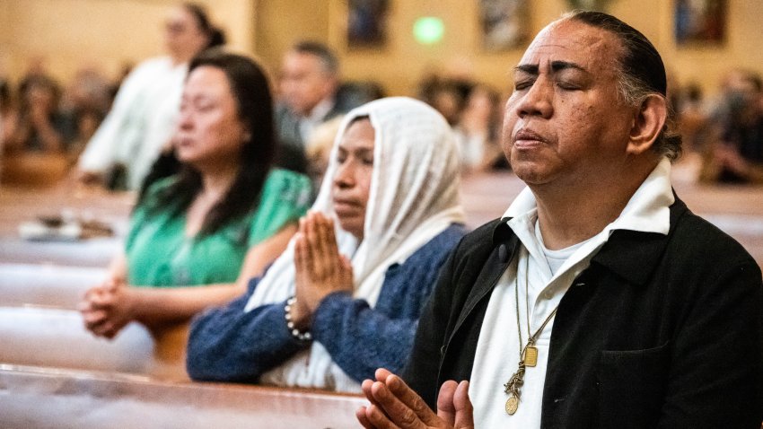 Los Angeles, CA – April 21:Catholics mourn the passing of Pope Francis during a mass at the Cathedral of Our Lady of the Angels in Los Angeles on Monday, April 21, 2025. The Latin American pope, who was 88 and made his last public appearance on Easter Sunday, was beloved by many for his humility and inclusiveness but was seen as controversial by some conservatives. (Photo by Sarah Reingewirtz/MediaNews Group/Los Angeles Daily News via Getty Images)