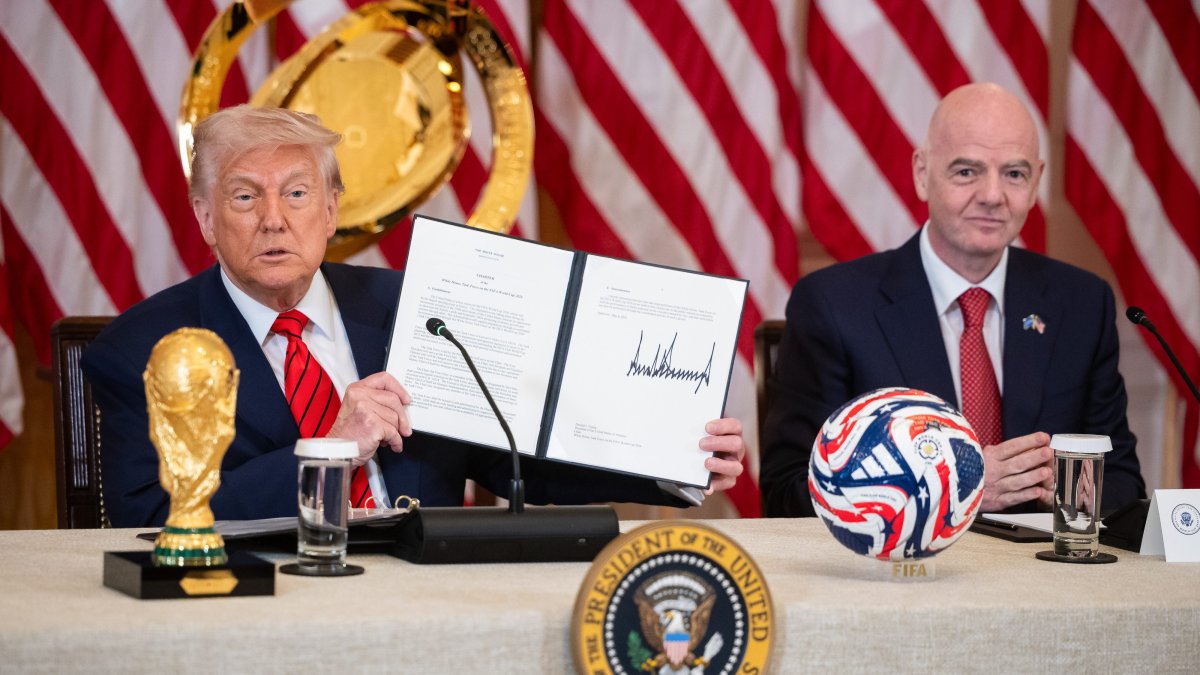 Trump's Cabinet members warn FIFA World Cup visitors not to overstay their visas 1