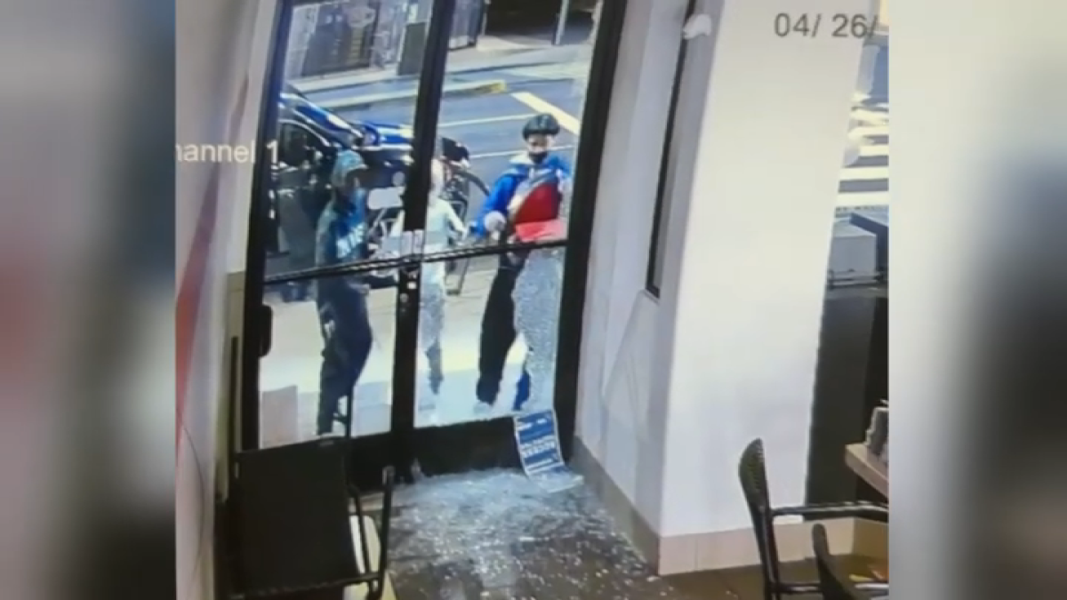 Long Beach Police Arrest Two Boys in Six-Business Burglary Spree