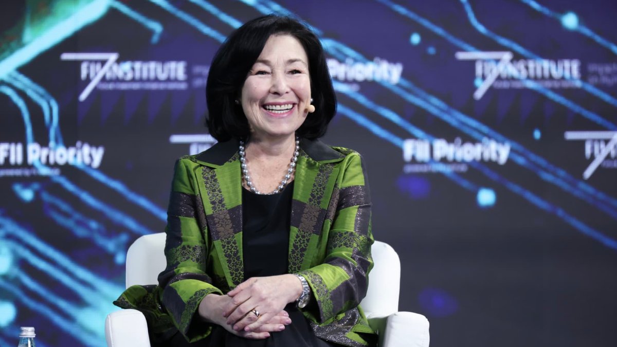 Alison Wan Oracle Oracle stock jumps after $30 billion annual cloud deal revealed in ...